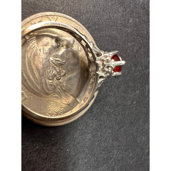 Vintage 10k White Gold Garnet Solitaire Ring – Size 6.5 – Magnolia Jewelry - Picture 13 of 16